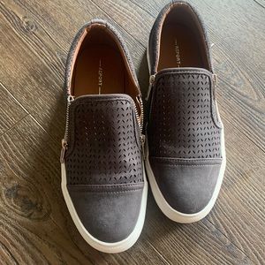 New Report Footwear Alexa Slip On Sneaker grey, Size 9